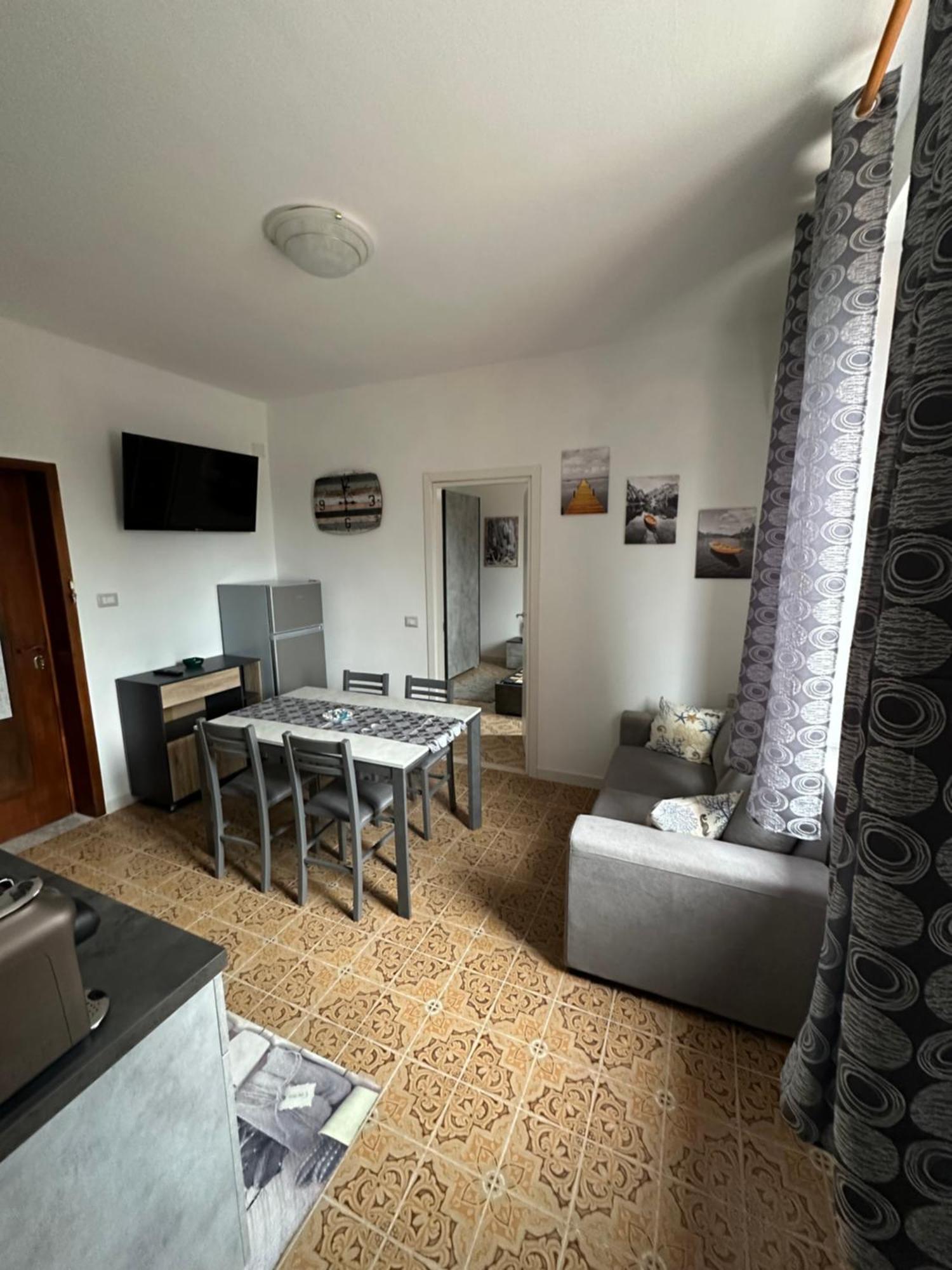 Casa Bettina La Maddalena Apartment La Maddalena  Bagian luar foto